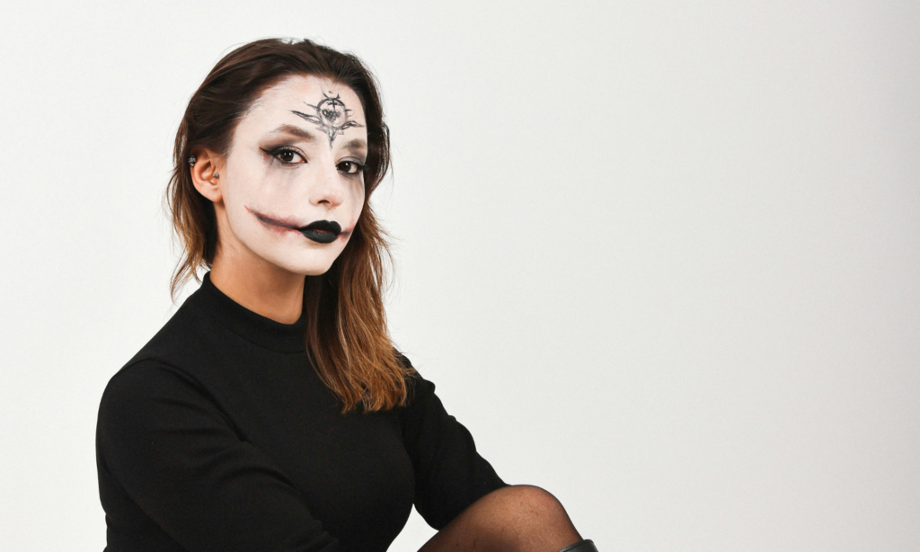 Professional Makeup Artist Courses